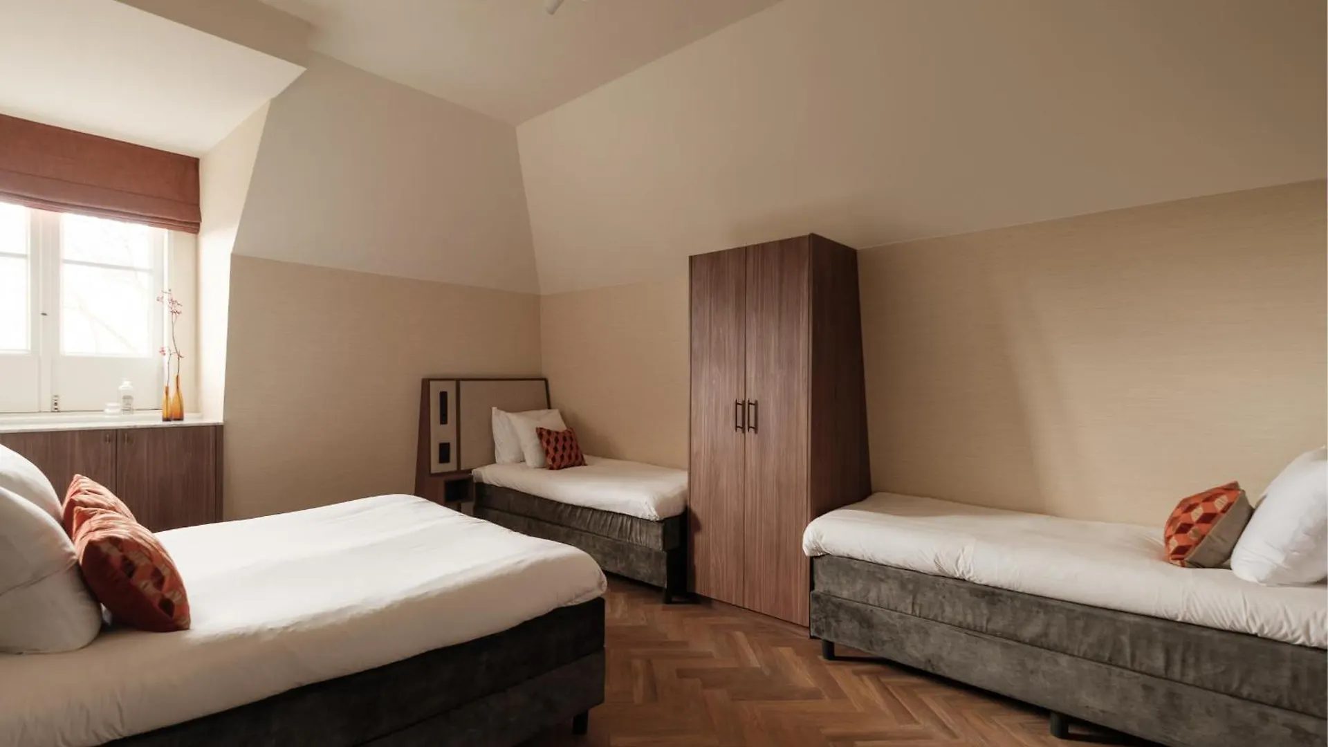 ****  Amsterdam Hotel Parklane Nederland